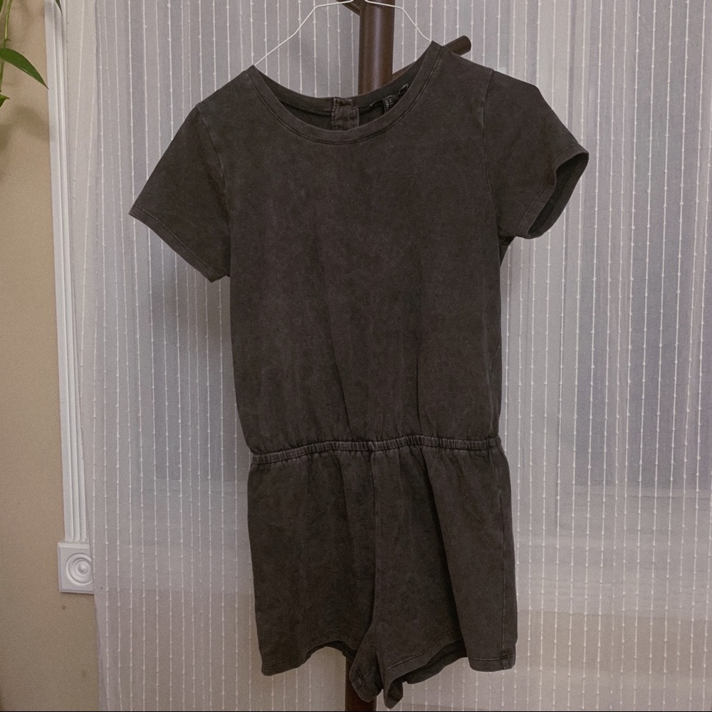 Gray Acid-Wash T-shirt Romper | Size S